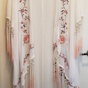 Beautiful Spring Wrap/Tunic by Torrid Size 1/2